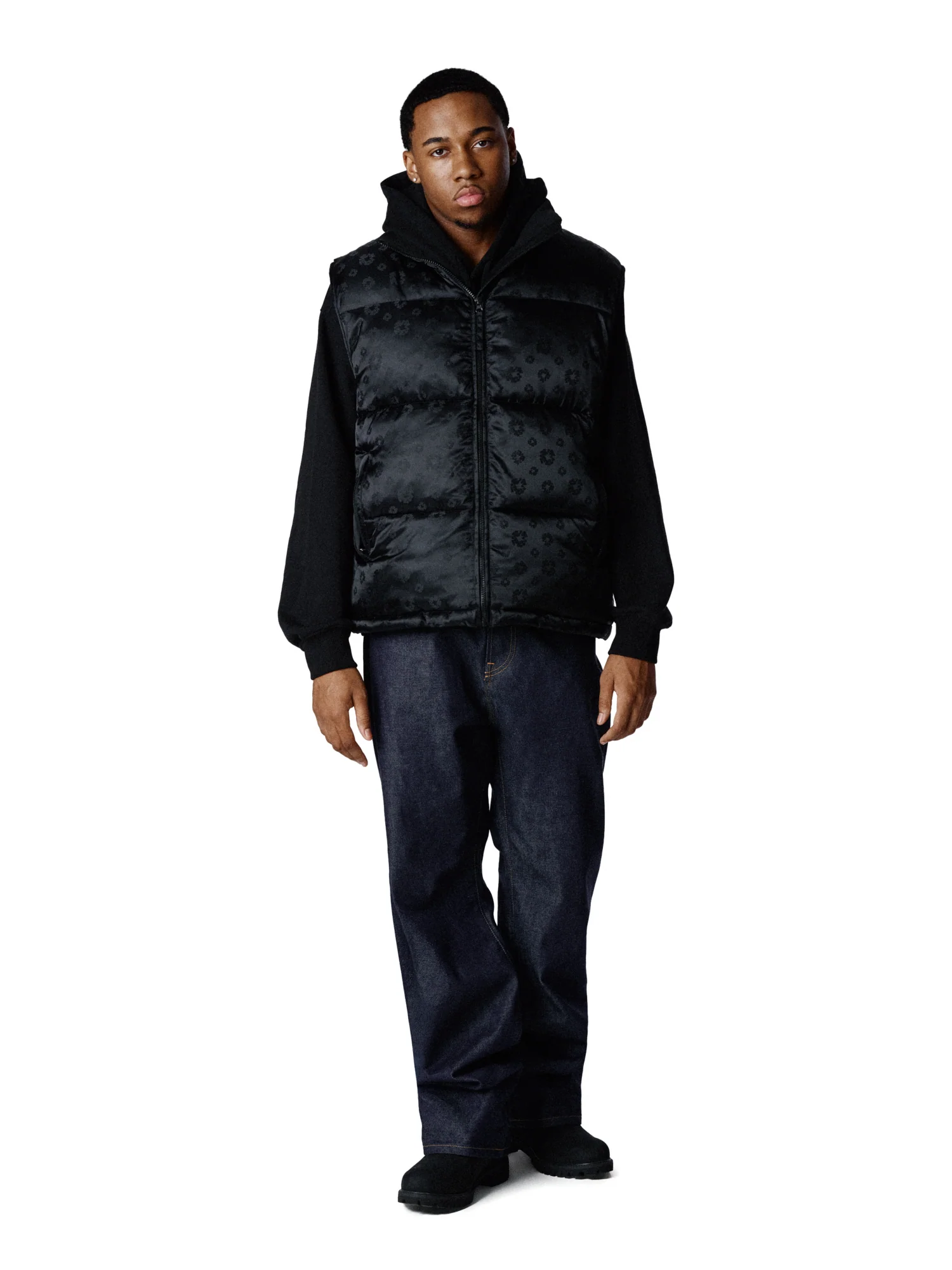 Jacquard Monogram Cotton Wreath Vest Black